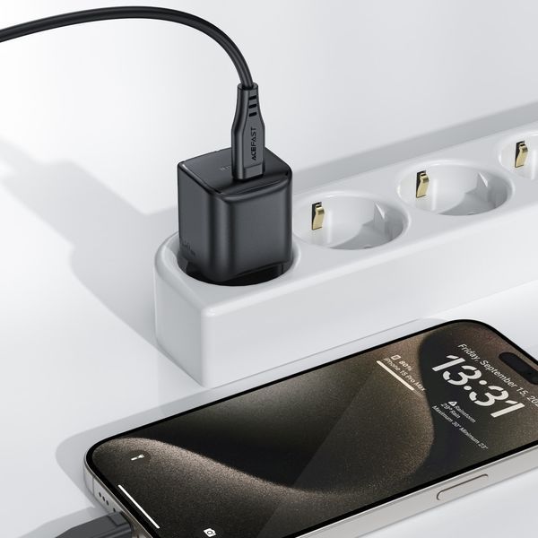Сетевое зарядное устройство для AceFast A73 mini GaN PD20W 46598 фото