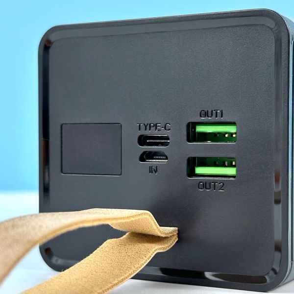 УМБ Power Bank WUW-TUGII Y55 50000mAh PD22.5W (з ліхтарем) 48788 фото